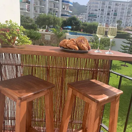 Tres Hermanos - Spacious Modern 2 Bedroom Apartamento *
