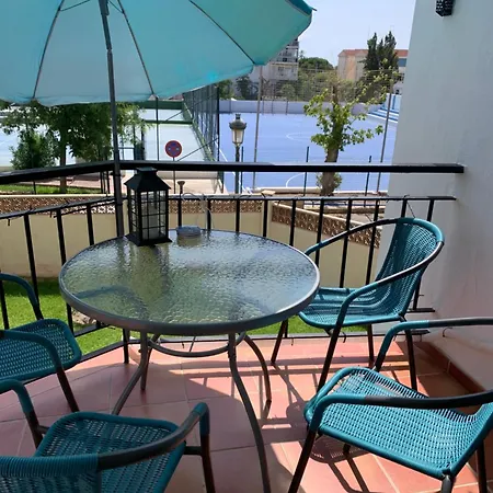 Tres Hermanos - Spacious Modern 2 Bedroom Apartamento