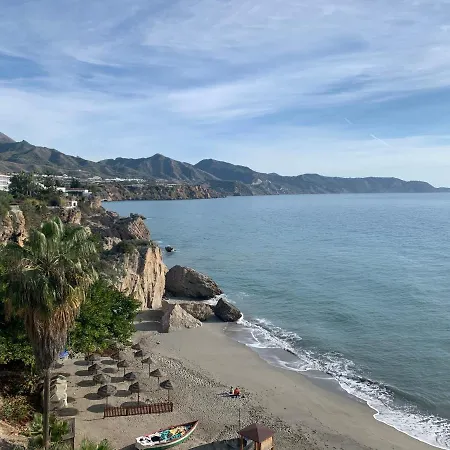 Tres Hermanos - Spacious Modern 2 Bedroom Nerja
